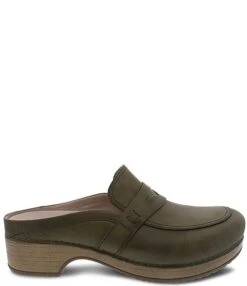 Dansko Bel Oiled Leather Penny Clogs 10 Dansko Bel Oiled Leather Penny Clogs -Hummel Winkel 00000000 zi 0347d39f e8b6 46d9 9ee9 ae68ff7b43e4 01 ai