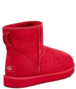 UGG® Men's Classic Mini Boots 10 UGG® Men's Classic Mini Boots -Hummel Winkel 00000000 zi 12971b45 17bd 4036 94f3 d68527d86d16 02 ai