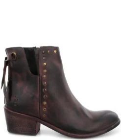 Roan Australia Stud Leather Western Chelsea Boots -Hummel Winkel 00000000 zi 1c4aa06f c4e2 4e5e b391 a68117c9f4d3 01 ai