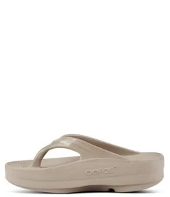 OOFOS Oomega Thong Sandals 10 OOFOS Oomega Thong Sandals -Hummel Winkel 00000000 zi 3d9c2341 2750 4f78 81e0 51789e2c910a 03 ai