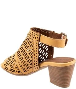 Bueno Candice Leather Laser Cut Out Sandals -Hummel Winkel 00000000 zi 7a84b67a 8d67 411a bbad 6bfe0d595975 03 ai