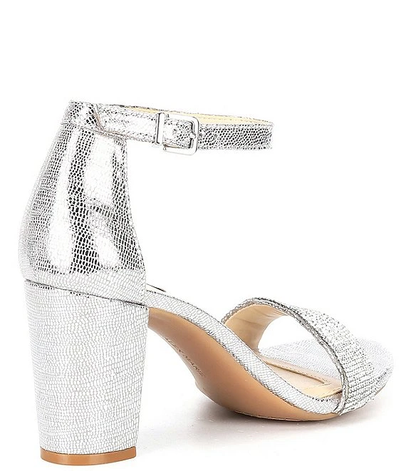 Alex Marie HalmarTwo Rhinestone Strap Block Heel Sandals 8 Alex Marie HalmarTwo Rhinestone Strap Block Heel Sandals - Afbeelding 6