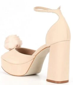 Steve Madden Luminesce Suede Flower Platform Dress Sandals -Hummel Winkel 00000000 zi b8efff47 1475 43f5 b1ea d21244c18fa9 02 ai