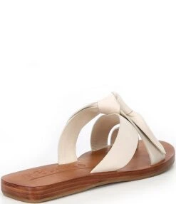 Antonio Melani Loyren Knotted Leather Thong Flat Sandals 13 Antonio Melani Loyren Knotted Leather Thong Flat Sandals -Hummel Winkel 00000000 zi e5be7ab3 ce4d 4341 ab92 0ac7afeec0c0 01 ai