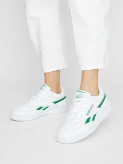 REEBOK CLASSICS Casual Sneakers Sneakers Laag Revengle Plus Heren Wit -Hummel Winkel 021468b5a8324448f8abc853c3ec31f0