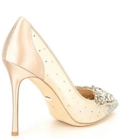 Badgley Mischka Quintana Satin Butterfly Toe Pumps -Hummel Winkel 05556356 zi latte satin 04 ai