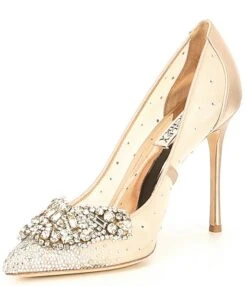 Badgley Mischka Quintana Satin Butterfly Toe Pumps -Hummel Winkel 05556356 zi latte satin 06 ai