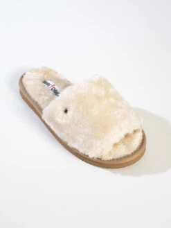 Minnetonka Pantoffels Huisschoenen Lolo Dames Crème -Hummel Winkel 34d1f1742e4fdb4b2225992f96f79451