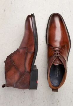 Lloyd Boots & Laarzen Veterboots GIBSON Heren Bruin -Hummel Winkel 43d6bd3323baeabc8698af92d9eb9323