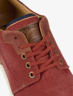 Bullboxer Trending Veterschoen Heren Rood -Hummel Winkel 4988b0a1958e3d94055fbda917e20ede