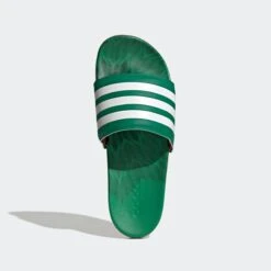 Adidas Sportswear Badslippers Strand-/badschoen Adilette Dames Donkergroen -Hummel Winkel 5b280c538ab6a4a9a732437662443c1b