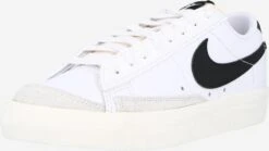 Nike Sportswear Casual Sneakers Sneakers Laag BLAZER LOW 77 Dames Wit / Eierschaal