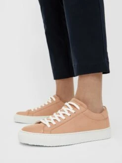 Bianco Casual Sneakers Sneakers Laag BIADIA Dames Roze 17 Bianco Casual Sneakers Sneakers Laag BIADIA Dames Roze -Hummel Winkel 857c012b08fa9fb67c58a39cf273435b