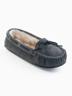 Minnetonka Pantoffels Huisschoenen Cally Dames Donkergrijs -Hummel Winkel 9e178b1361c0374cbcbdf1e4aafc6fd0