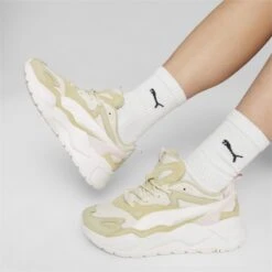 Puma Running Sneakers Sneakers Laag RS-X Efekt PRM Dames Sand / Wit -Hummel Winkel a1e35d0f0249d4be4bb60260203a4a13