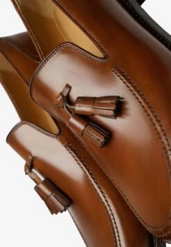 Nette Schoenen Instappers Haywood PL Heren Bruin -Hummel Winkel c30be23ccd101bc0a102bd86a8e42ca6