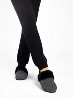 Pantoffels Huisschoenen Maik Dames Antraciet / Zwart -Hummel Winkel c8886772bb21da286bdda941e6a722d7