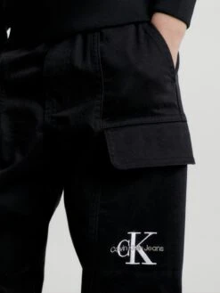 Calvin Klein Jeans Pantalons Tapered Broek Kinderen Zwart -Hummel Winkel de0acea57ae37a57e77667766af04201