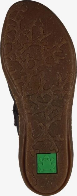 El Naturalista Ballerinas Met Bandjes Ballerina Met Riempjes Koralle Dames Bruin -Hummel Winkel e2eb9fbbee44264f9e1a6922aa156cda