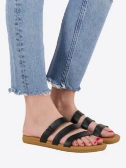 Reef Badslippers Strand-/badschoen Cushion Ruby Dames Zwart -Hummel Winkel fd51fb4bfe87809b0ceba787c7021d24